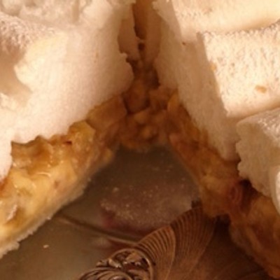 Tarte rhubarbe meringuée