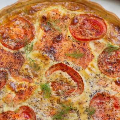Tarte au saumon et tomates