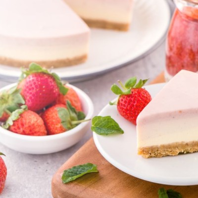 Bavarois fraises génoise