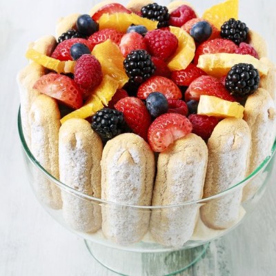 Charlotte aux fruits d'été