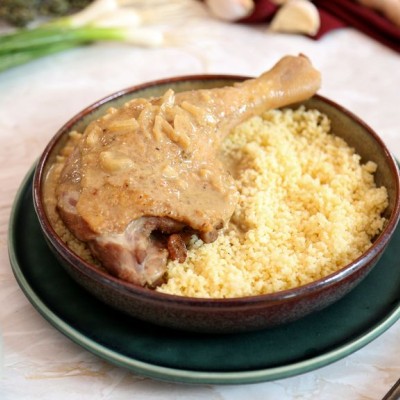 Canard rôti aux épices et raisins