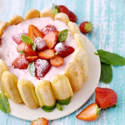 Charlotte aux fraises