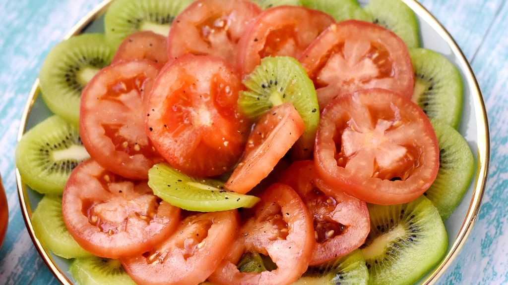 Salade kiwi-tomate
