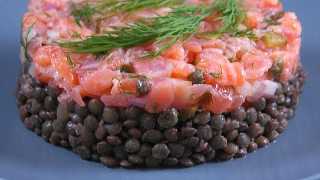Tartare de saumon et lentilles