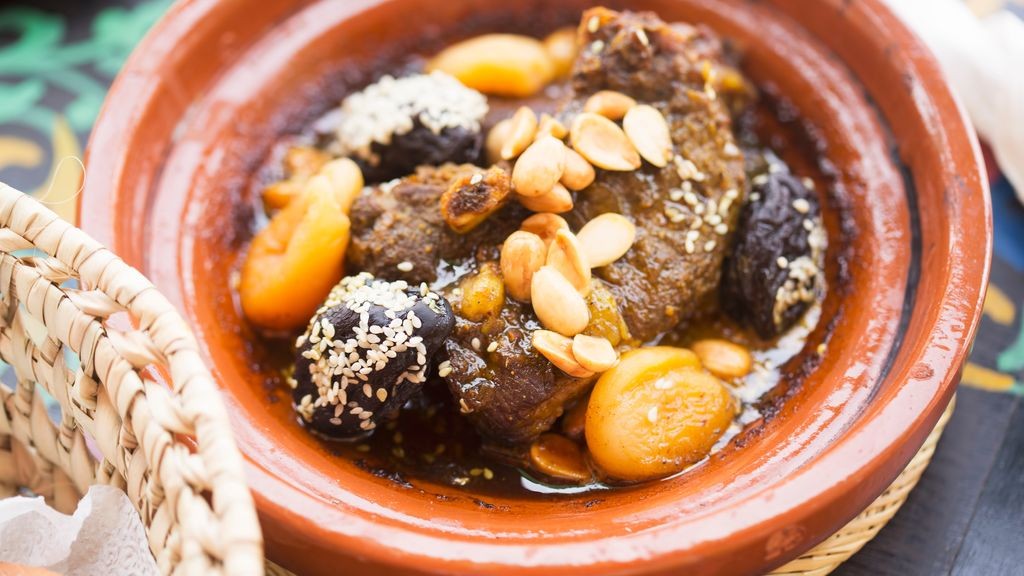 Tajine d'agneau aux pruneaux et amandes