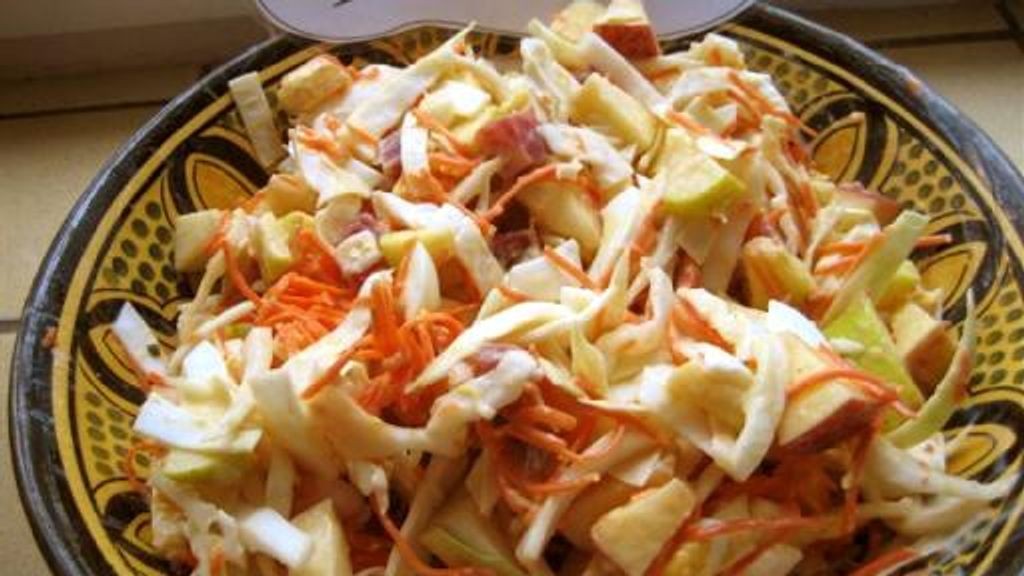 Salade croquante au chou et pommes