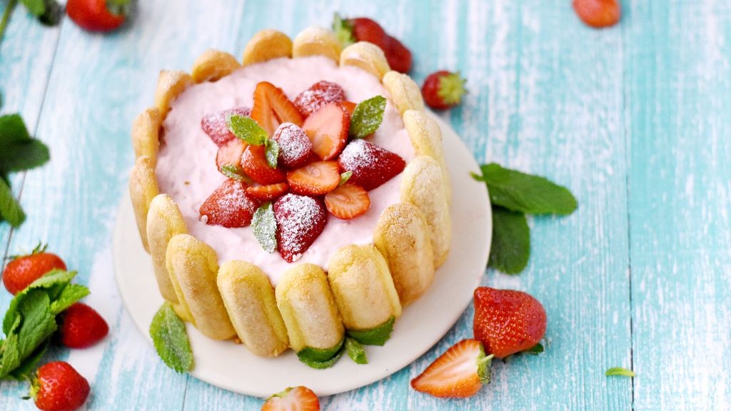 Charlotte aux fraises
